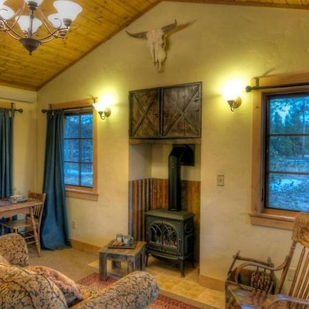 Wild Horse Inn Fraser Extérieur photo