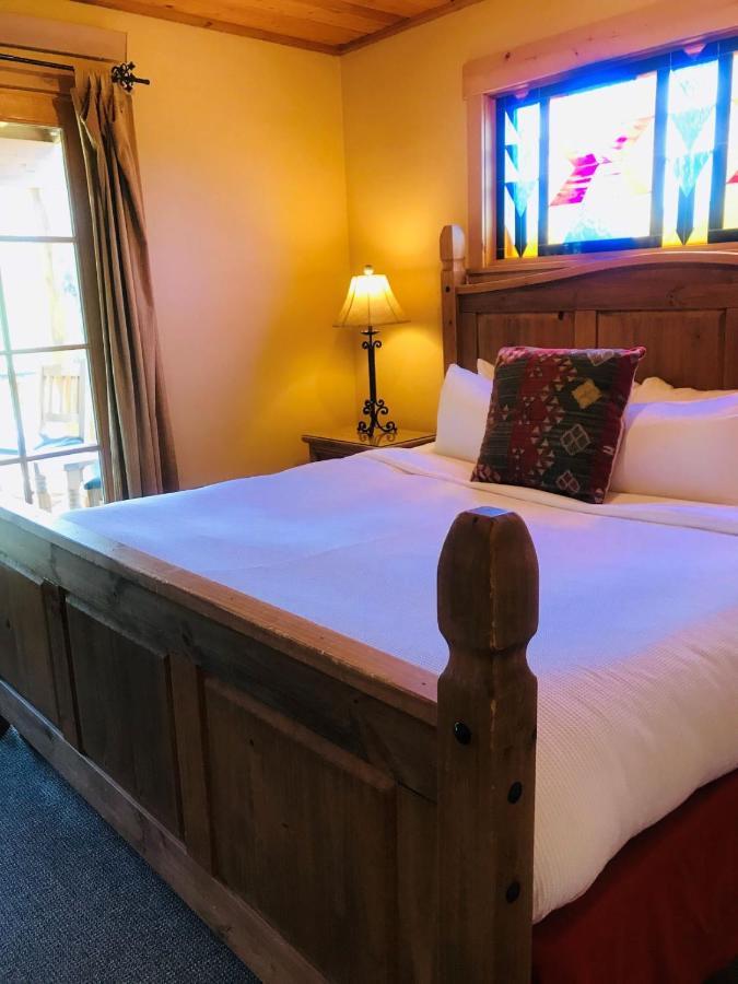 Wild Horse Inn Fraser Extérieur photo