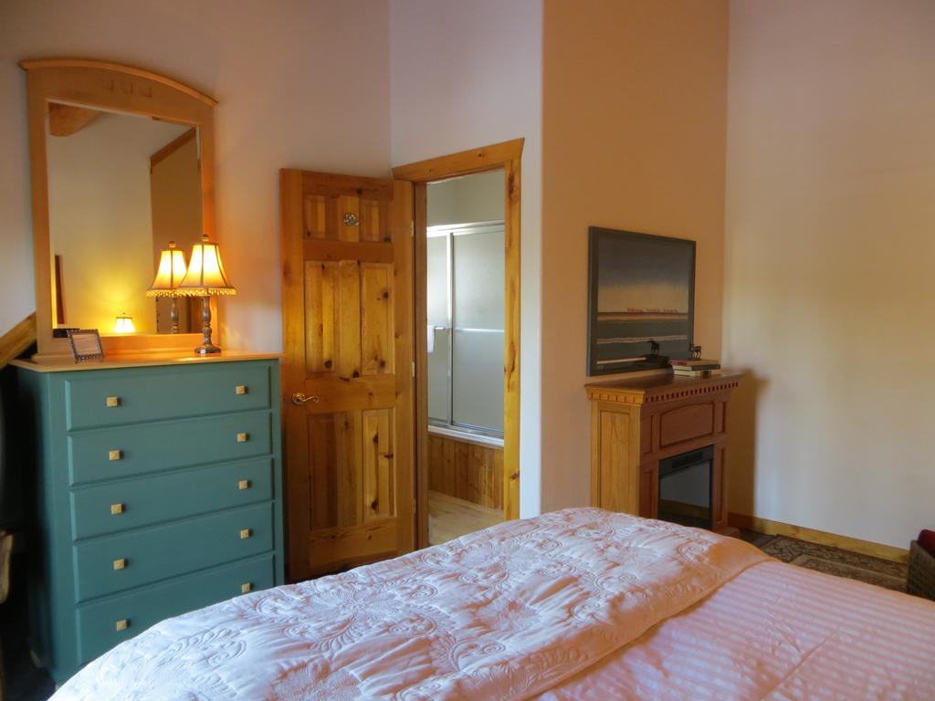 Wild Horse Inn Fraser Extérieur photo