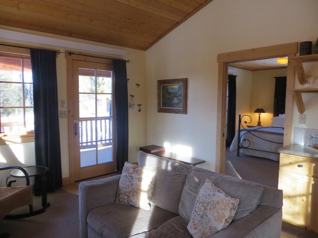 Wild Horse Inn Fraser Extérieur photo